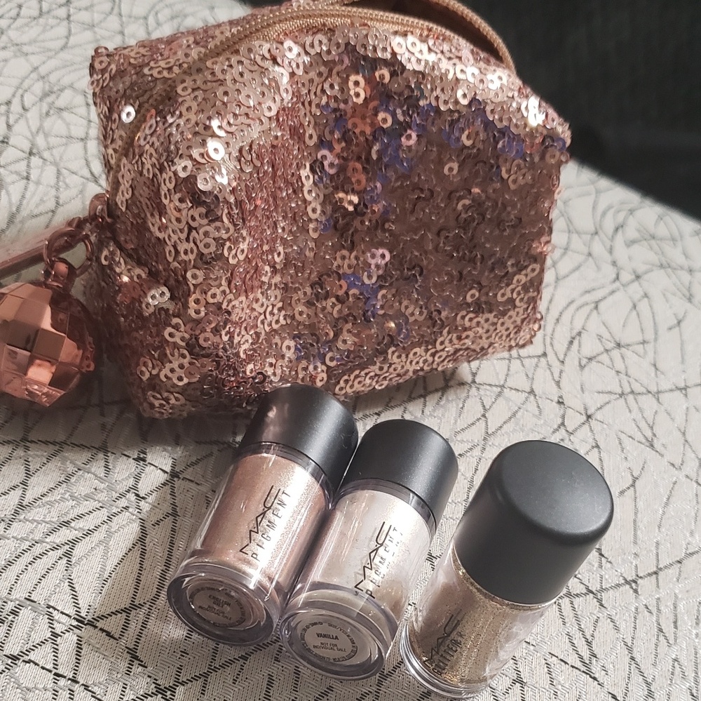 MAC PIGMENTS